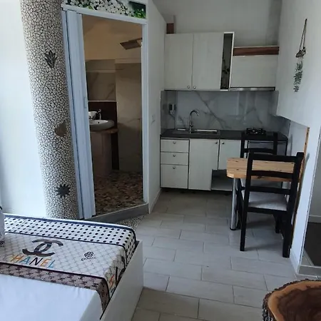 Tiny Apt Apart-hotel Vlorë