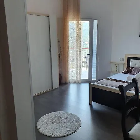 Apart-hotel Tiny Apt Vlorë