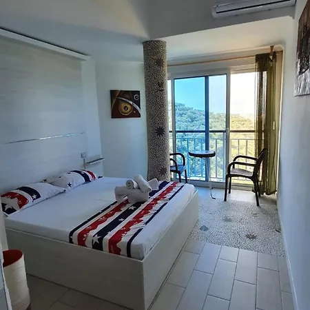 Tiny Apt Apart-hotel Vlorë