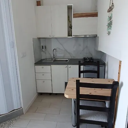 Tiny Apt Vlorë