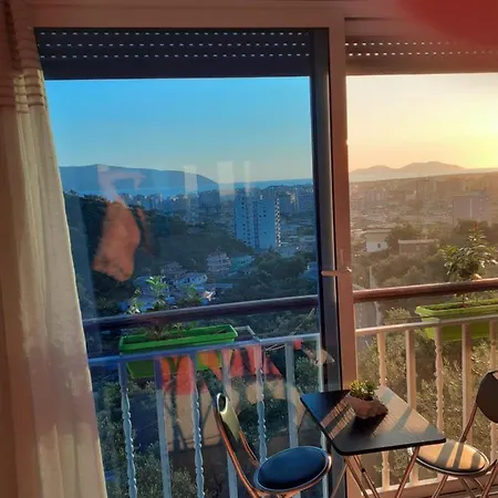Tiny Apt Apart-hotel *
