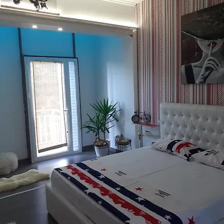 Tiny Apt Apart-hotel *